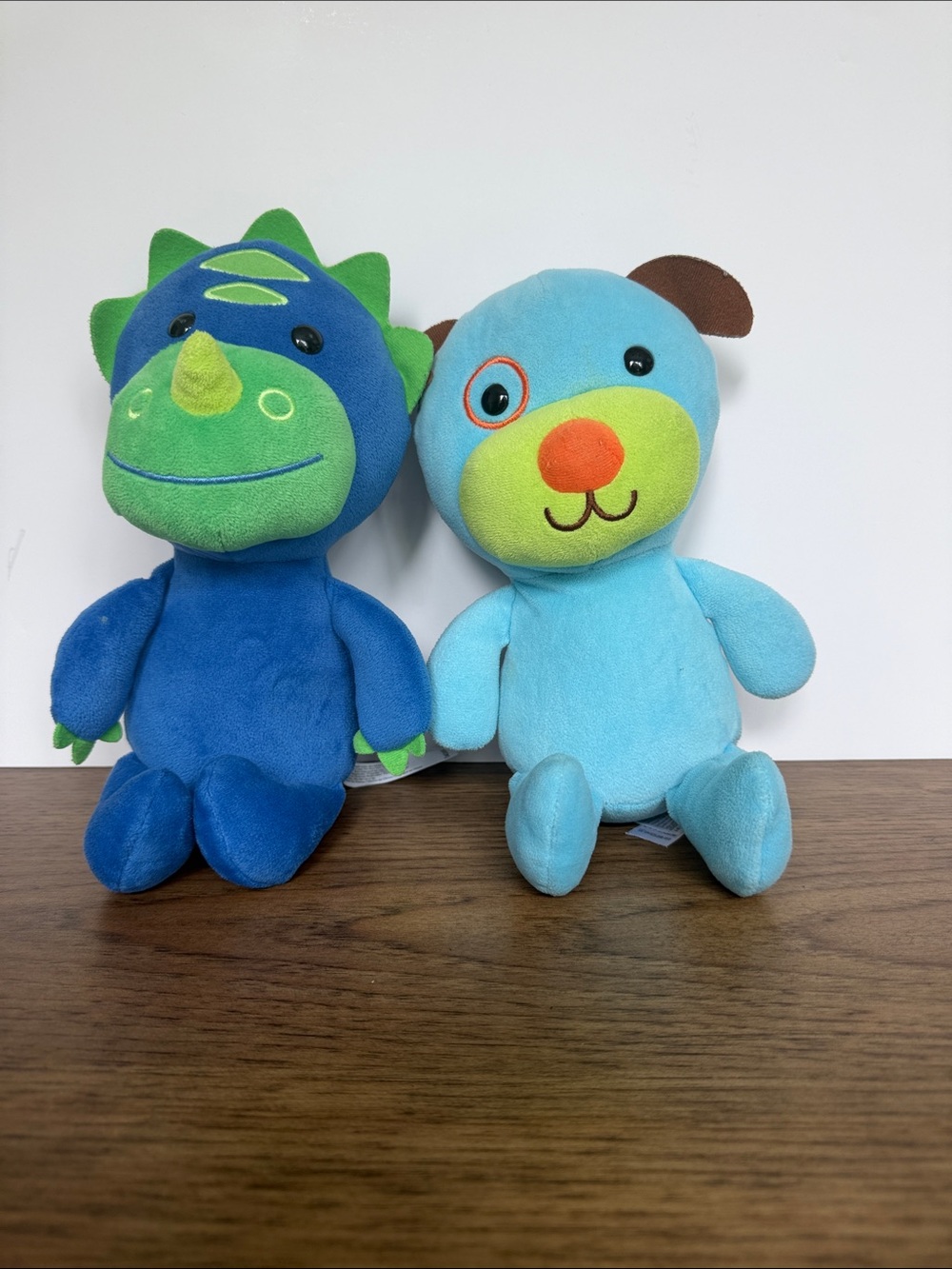 Bundle of 2 Skip Hop Stuffed Animals - Blue Dog and Dinosaur